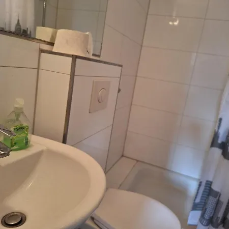 Gaesteunterkunft 3 B Lejlighed *